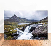 Load image into Gallery viewer, Welsh Photography of Ogwen Valley, Tryfan Photos and Mountain Photography for Sale Home Decor Gifts - SCoellPhotography

